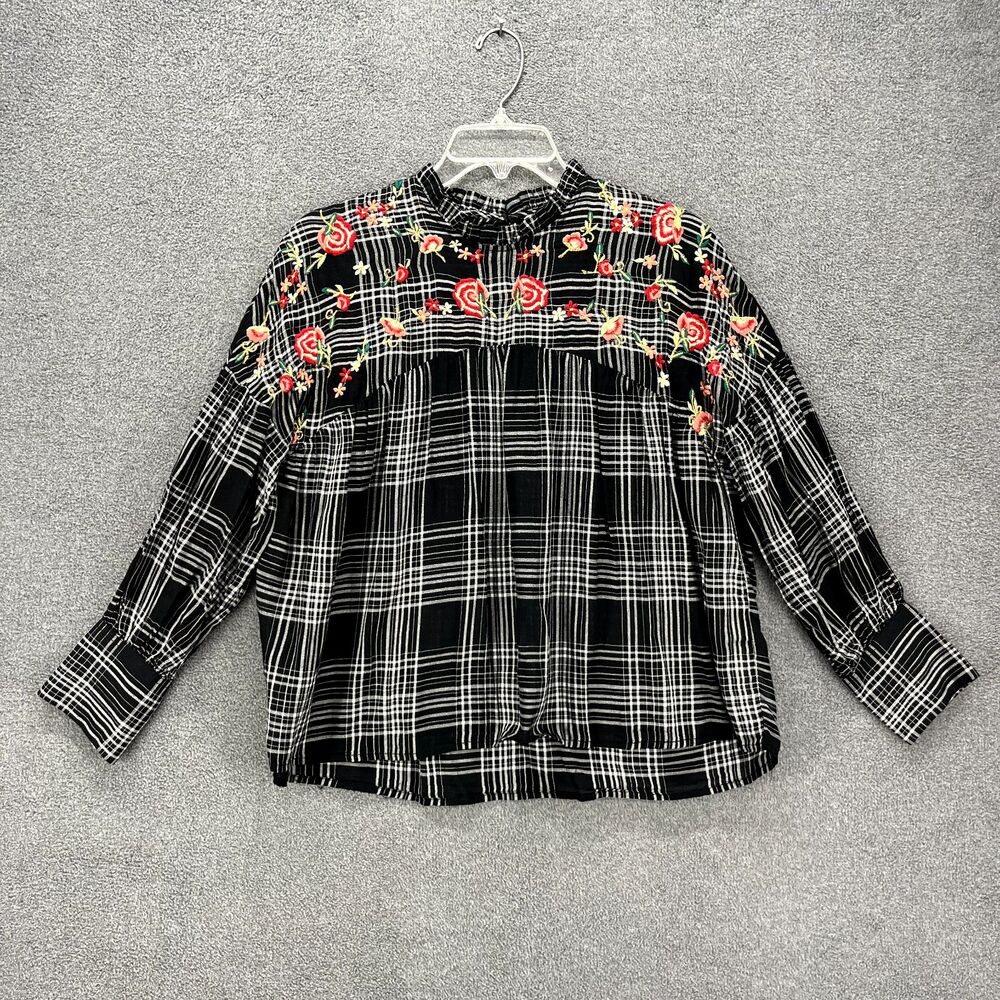 Zara Basic Top XS Black Plaid Embroidered Roses Boho Festival Cottage Blouse